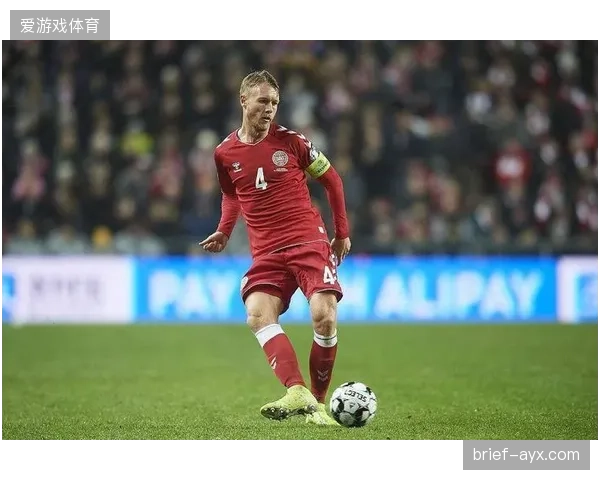 归化后卫辛戈在加拉塔萨雷表现稳健，其出球能力将丰富球队后场战术。